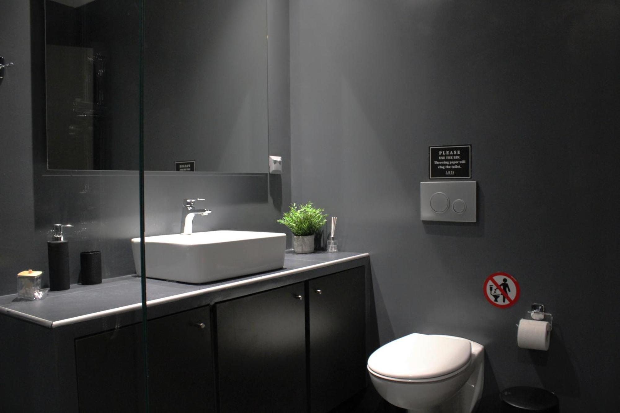 Aris Premium Accommodations Athens Room photo